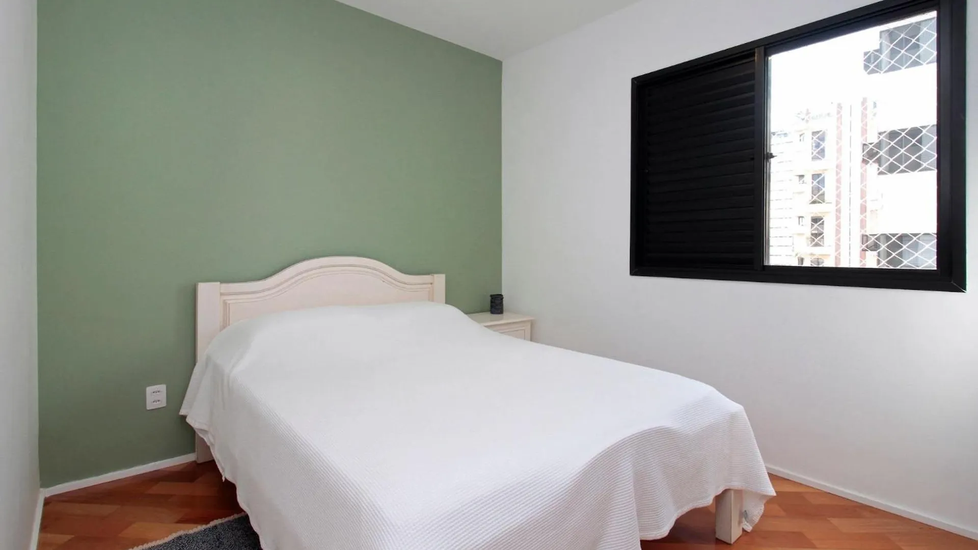 Bordeaux & Biarritz Apartment Sao Paulo Brazil