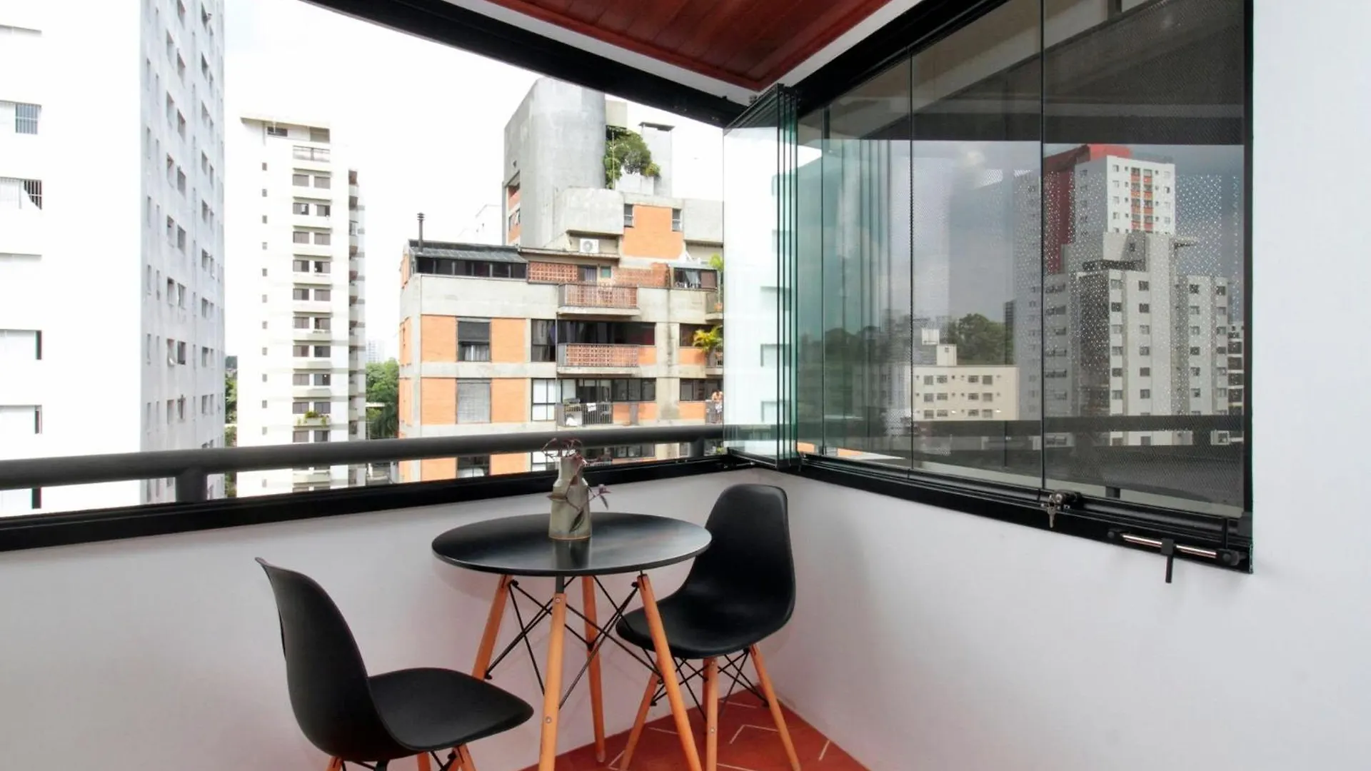 Bordeaux & Biarritz Apartment Sao Paulo 0*,  Brazil
