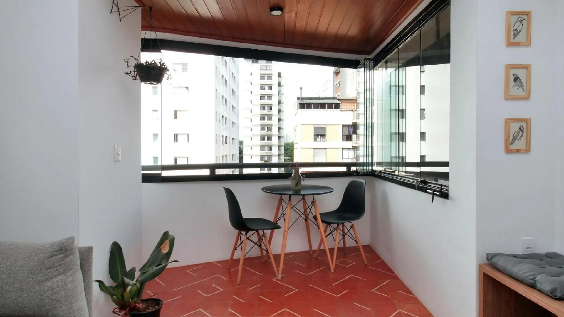 Bordeaux & Biarritz Apartment Sao Paulo Brazil